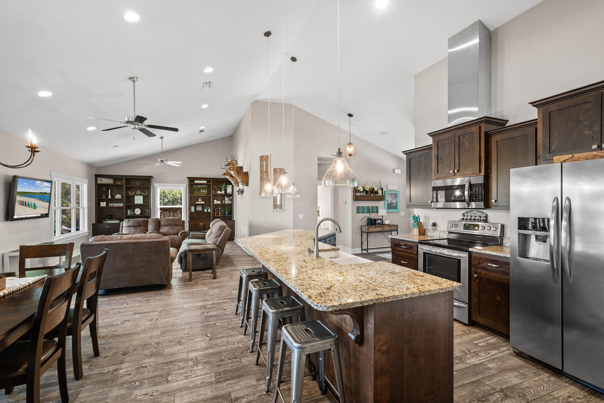 NO RECORDED SUBDIVISION - Residential
