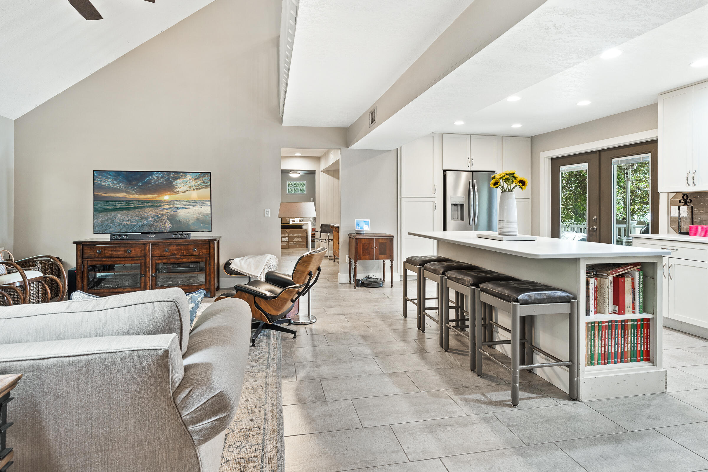 Poquito Bayou - Residential