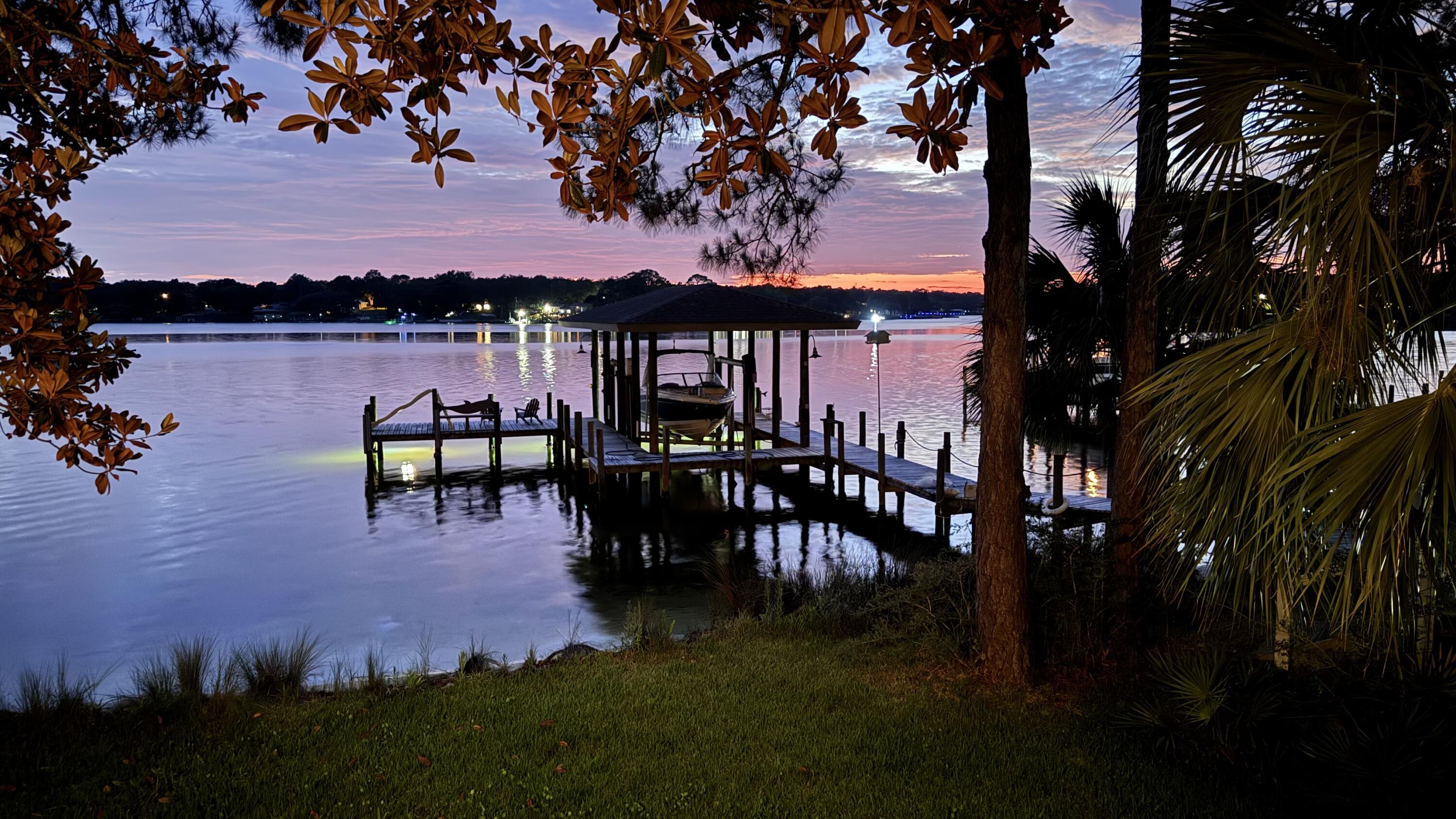 Poquito Bayou - Residential
