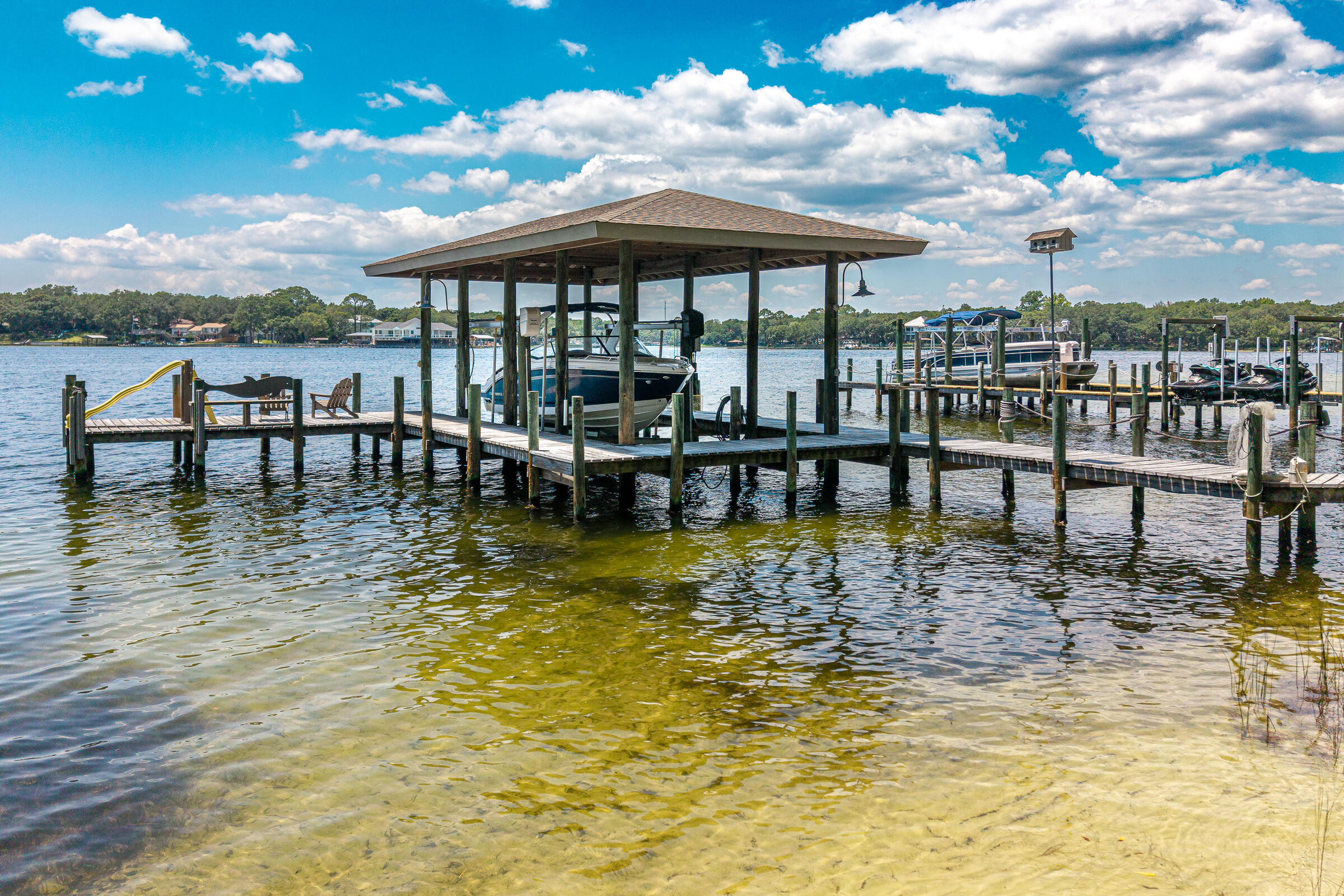 Poquito Bayou - Residential