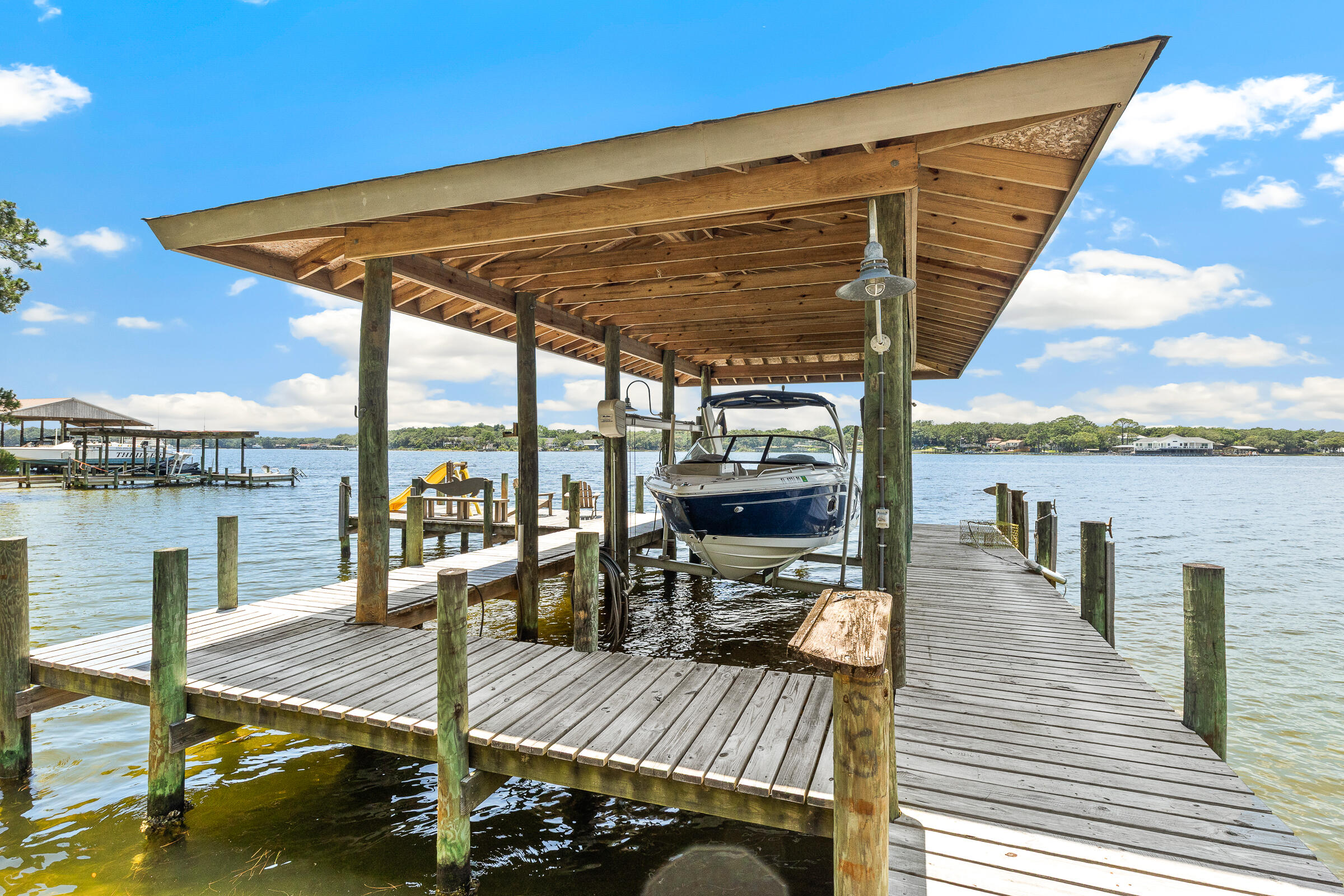 Poquito Bayou - Residential