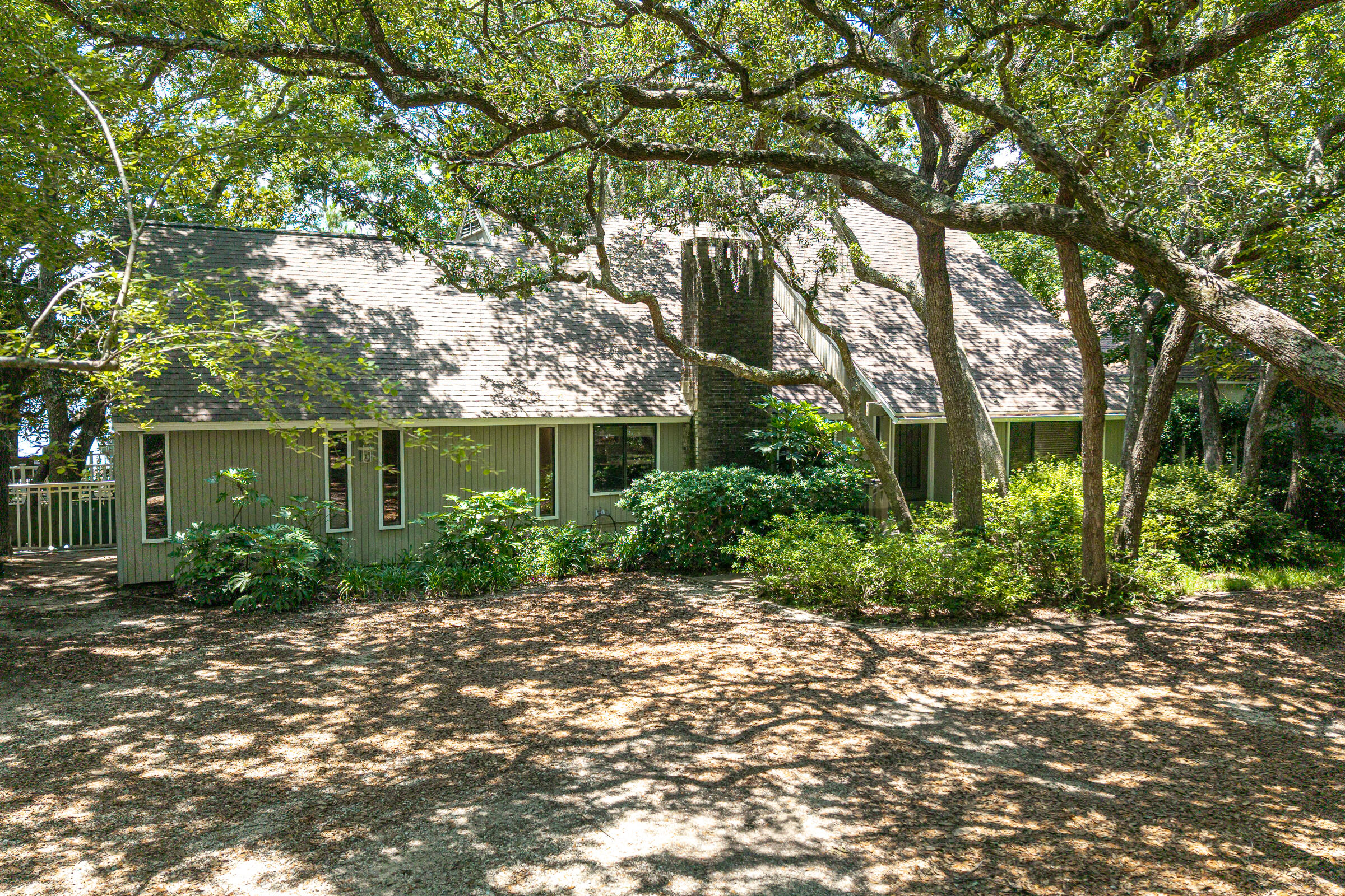 Poquito Bayou - Residential
