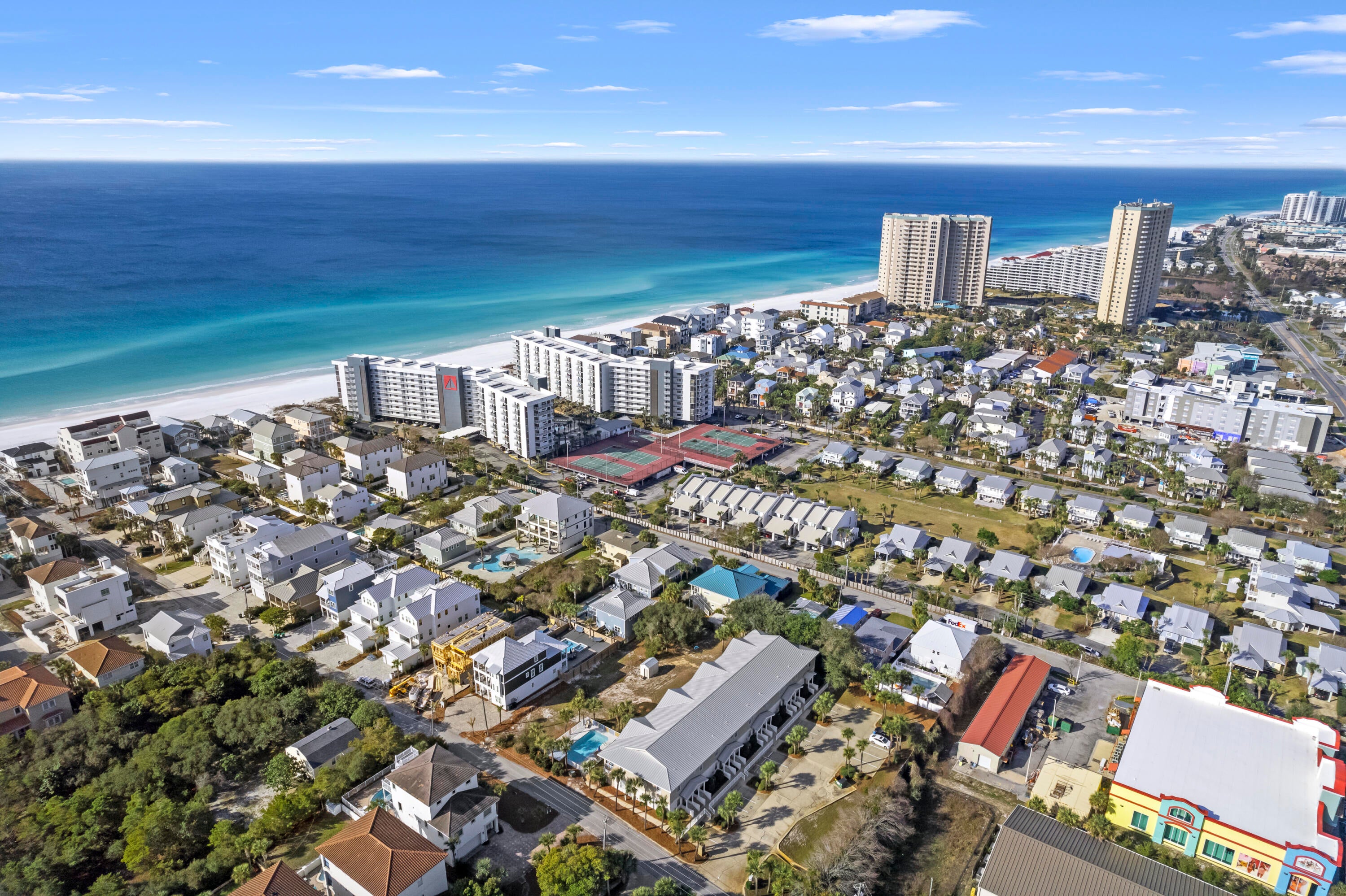 SPYGLASS T/H - Residential