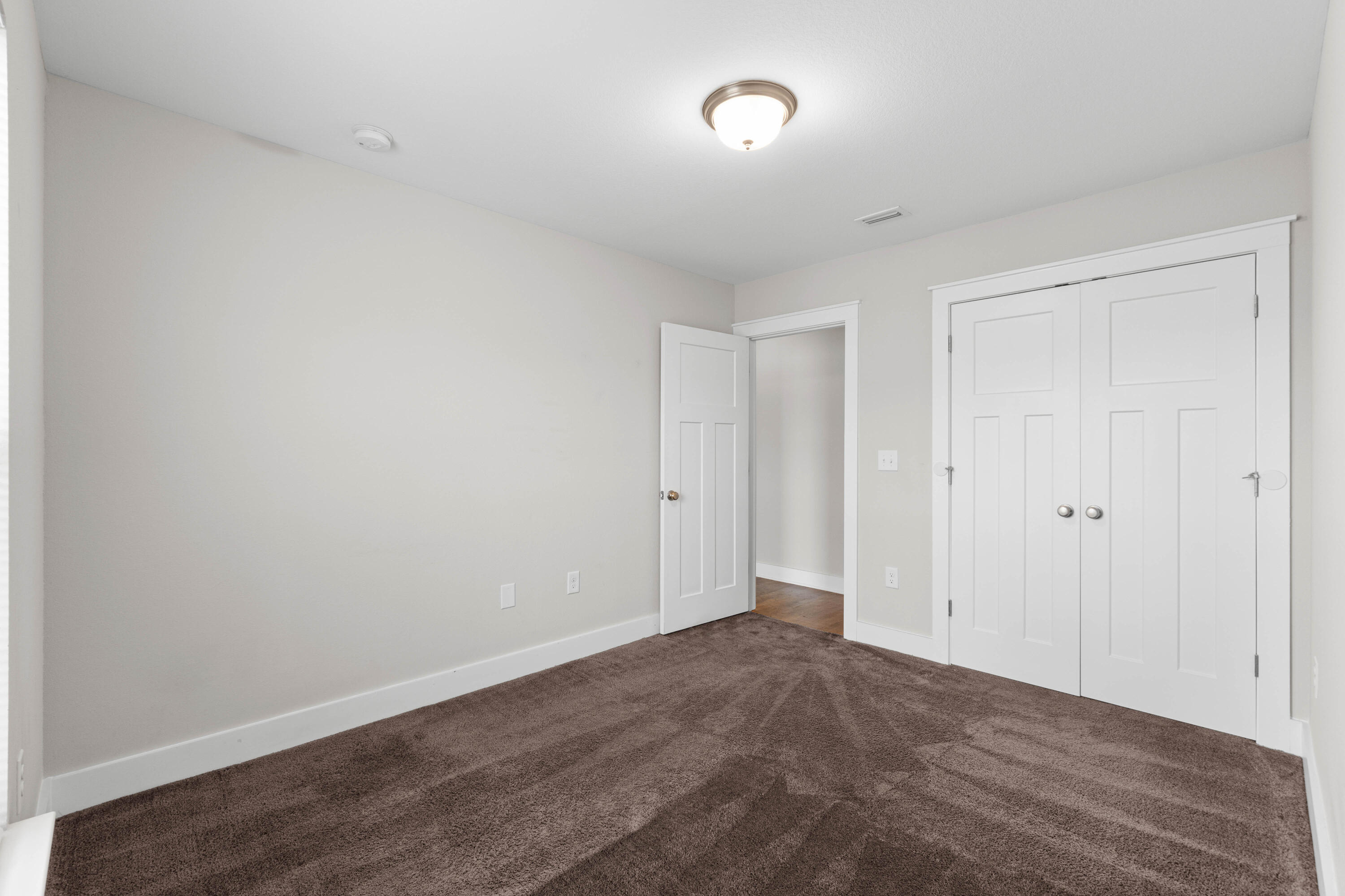 TUSCAN VILLAGE LOT 76 - Residential Lease