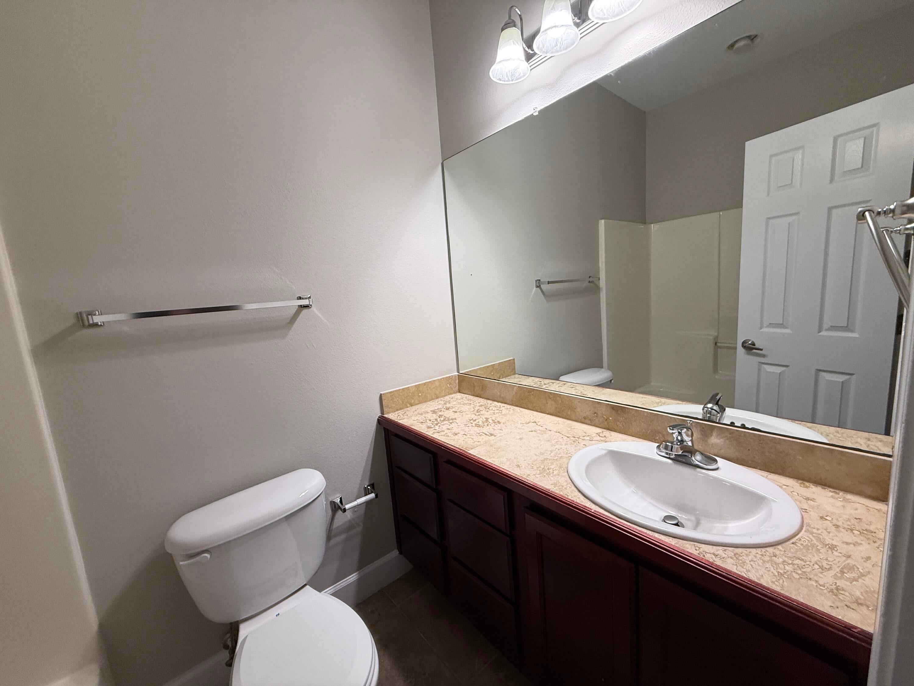 PALMS OF FREEPORT - Residential Lease