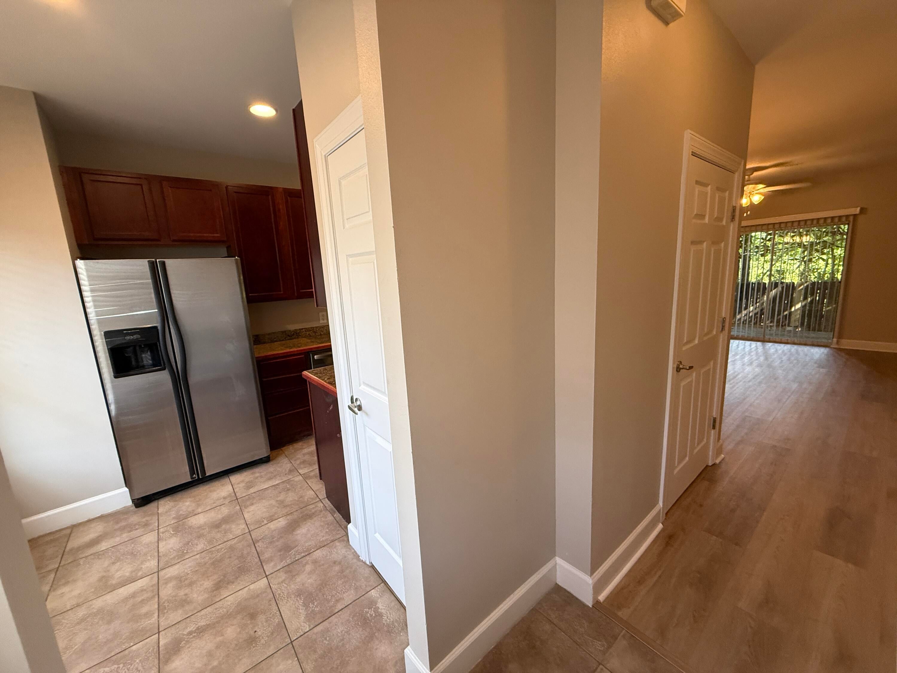 PALMS OF FREEPORT - Residential Lease