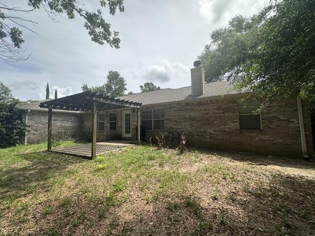 GOLDEN OAKS - Residential Lease