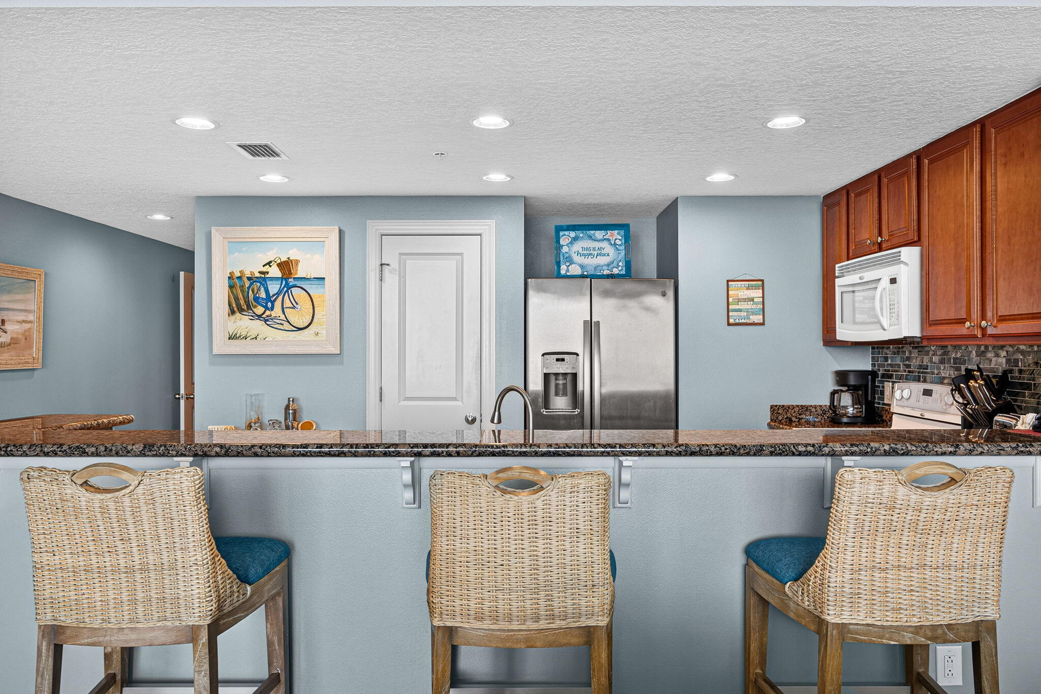 PALAZZO CONDOMINIUM - Residential