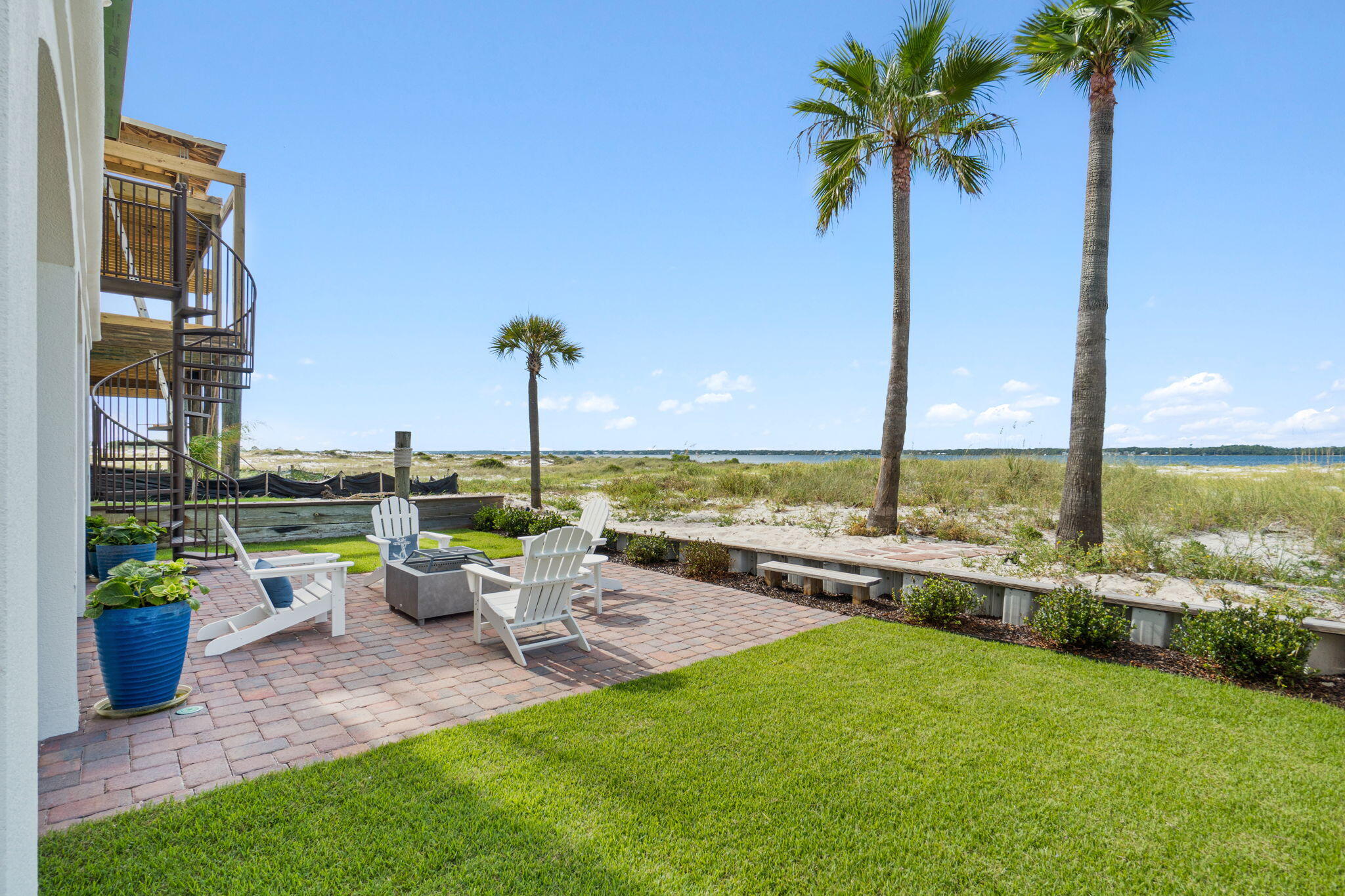 SAILMAKER COVE - Residential