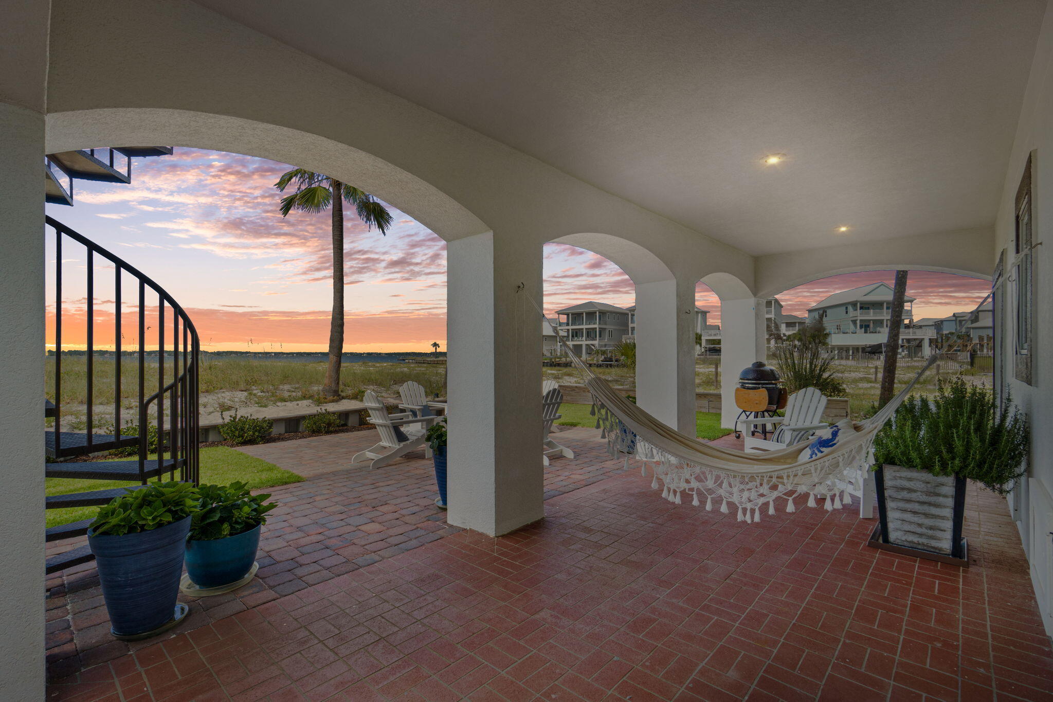 SAILMAKER COVE - Residential