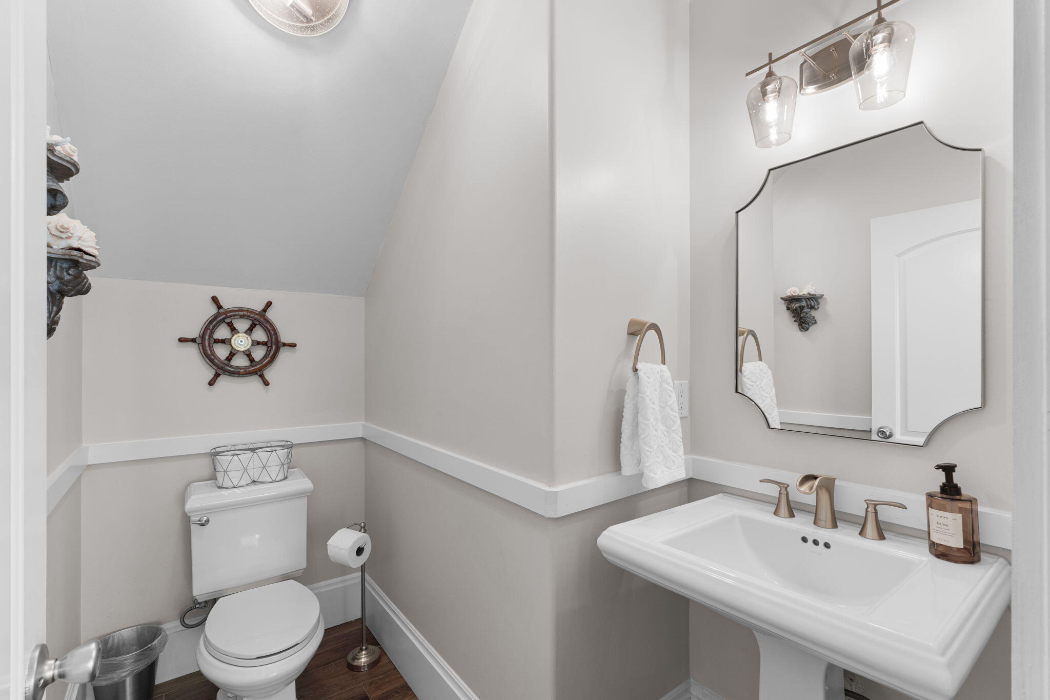 SAILMAKER COVE - Residential