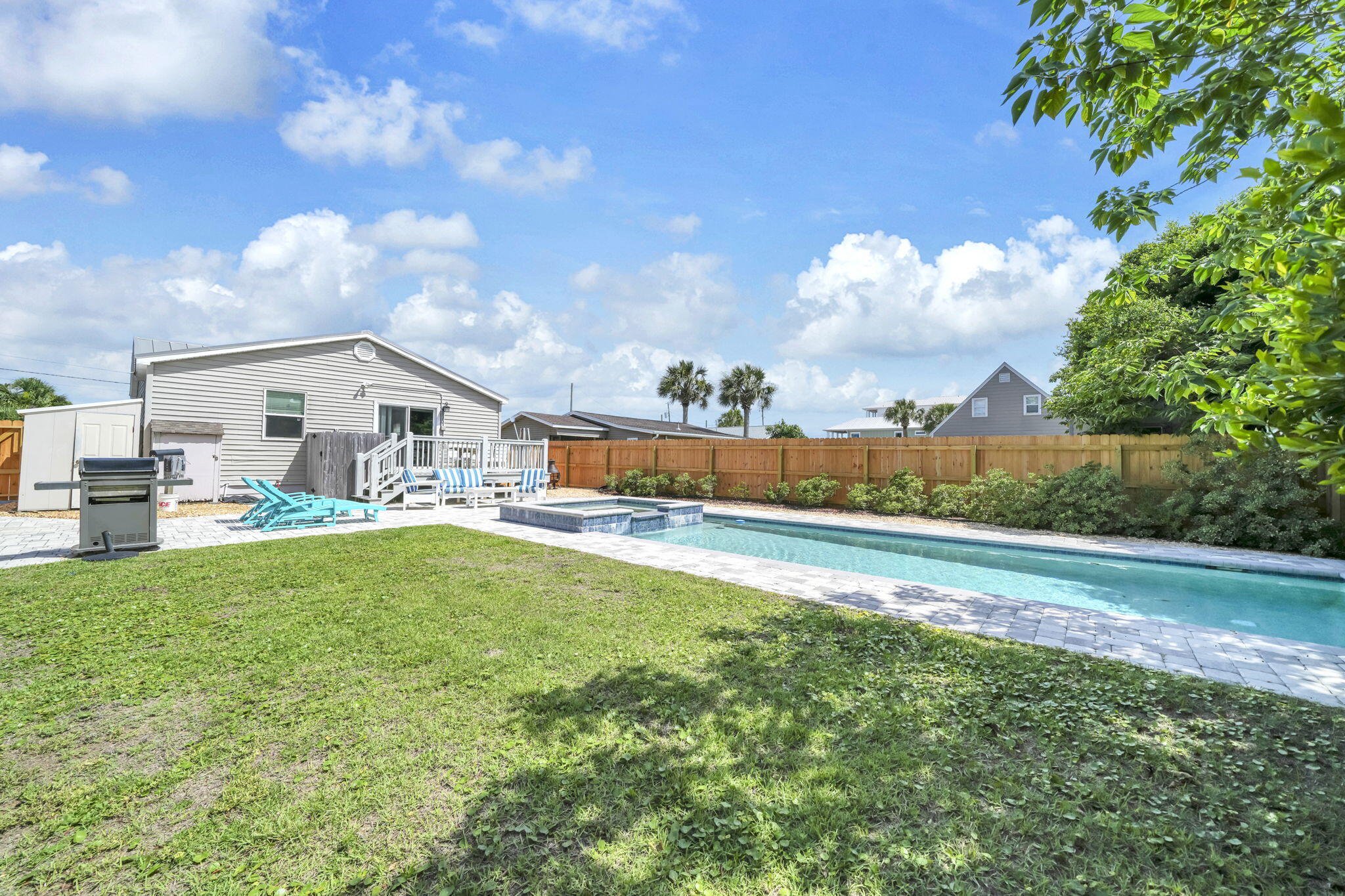 LAGUNA BEACH 4TH ADDN - Residential