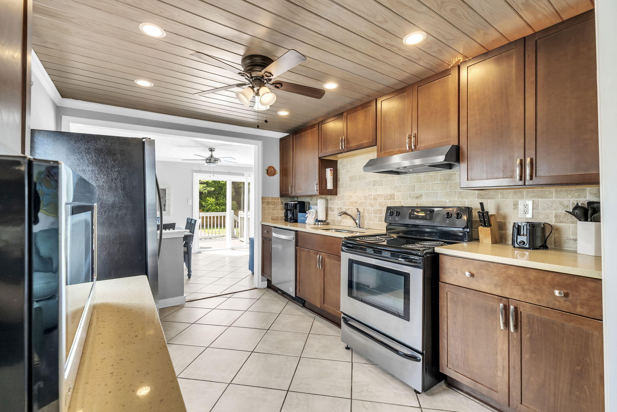 LAGUNA BEACH 4TH ADDN - Residential