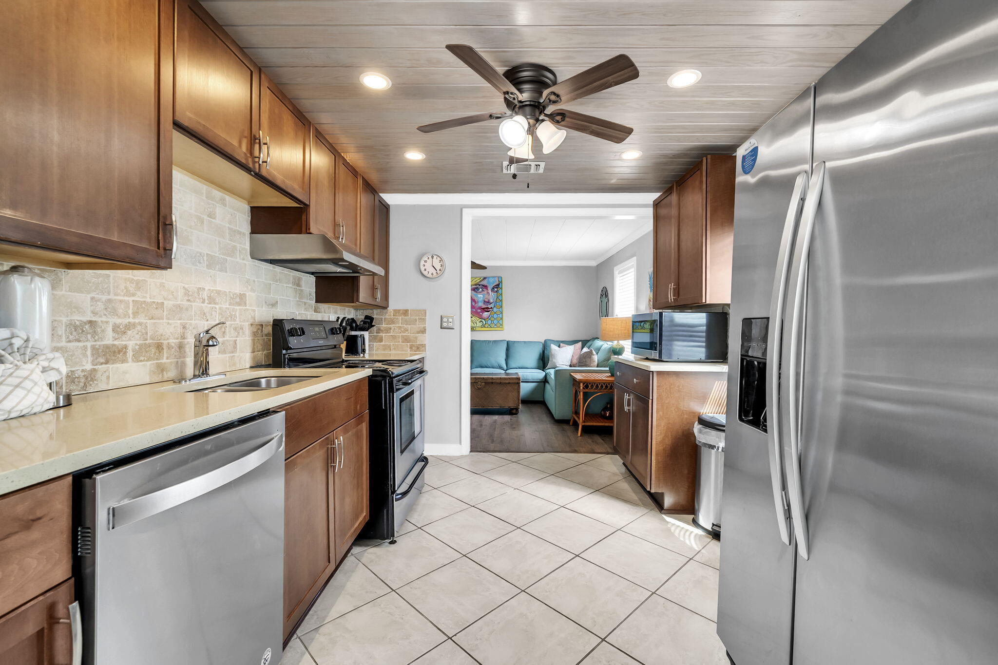 LAGUNA BEACH 4TH ADDN - Residential