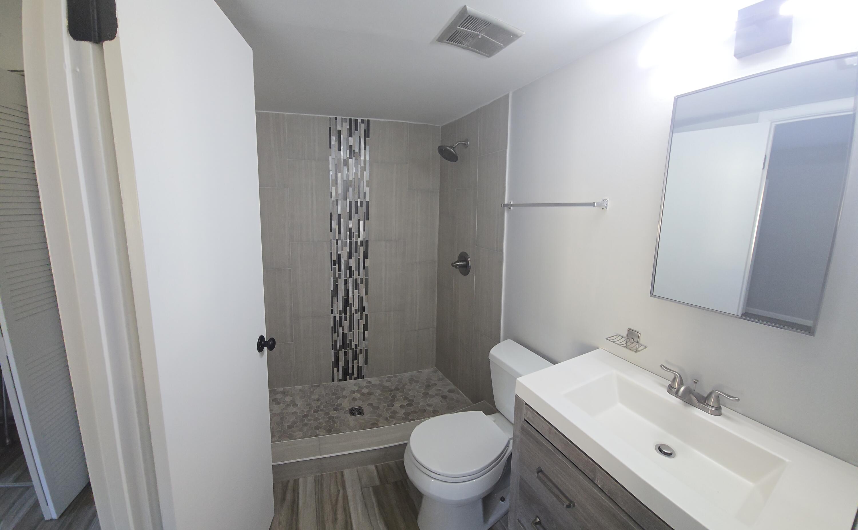 FOUNTAINHEAD CONDO - Residential Lease
