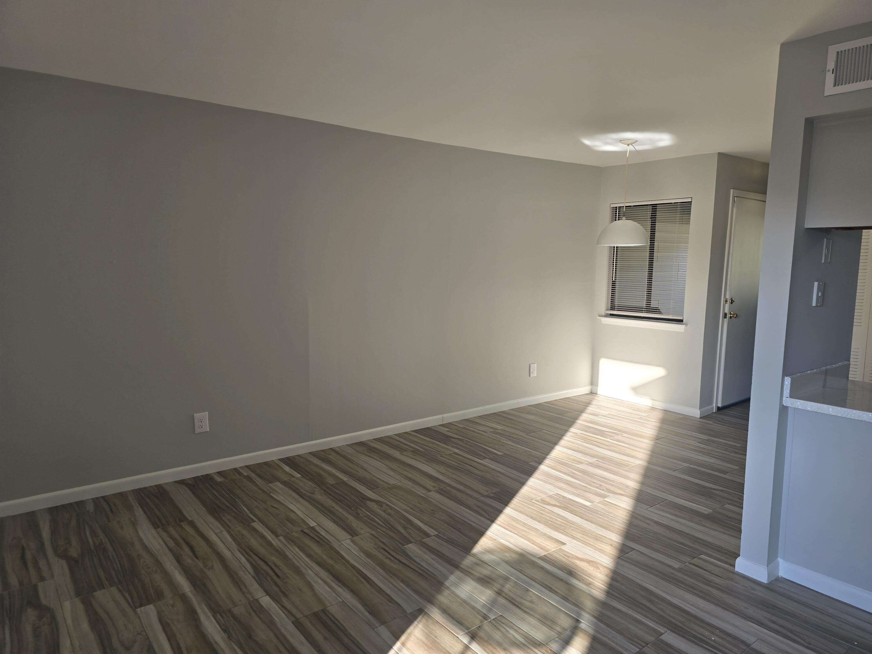 FOUNTAINHEAD CONDO - Residential Lease