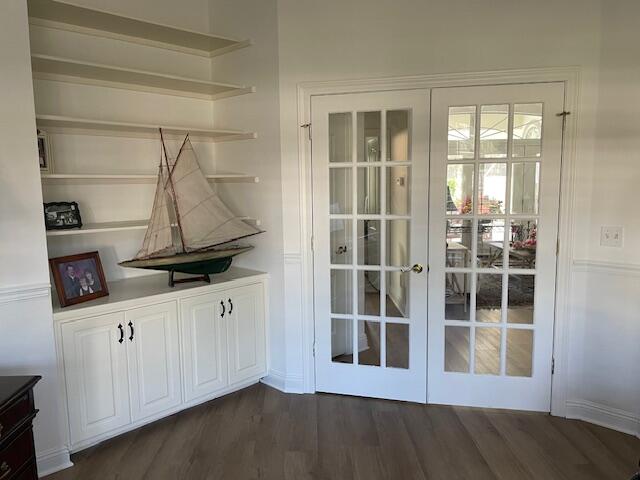 EMERALD BAY - Residential