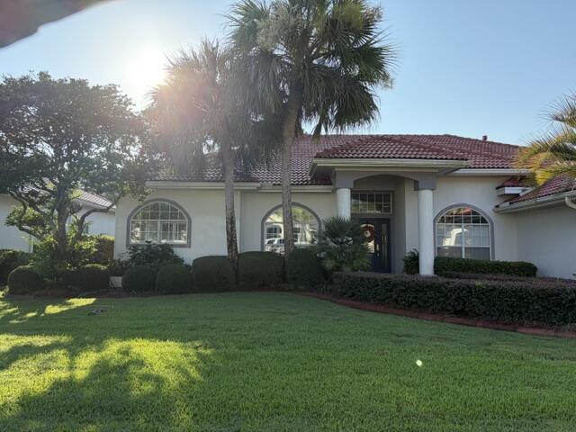 EMERALD BAY - Residential