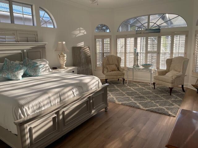 EMERALD BAY - Residential