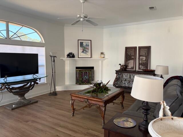 EMERALD BAY - Residential