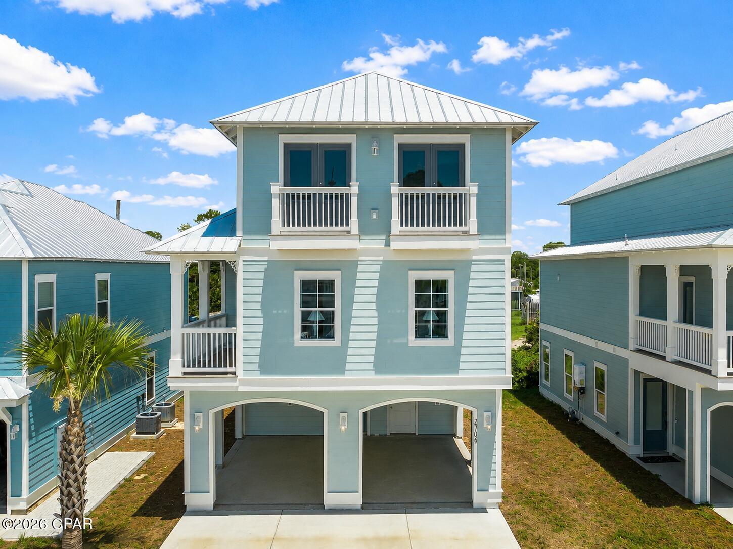Lagoon Manor Dr - Residential