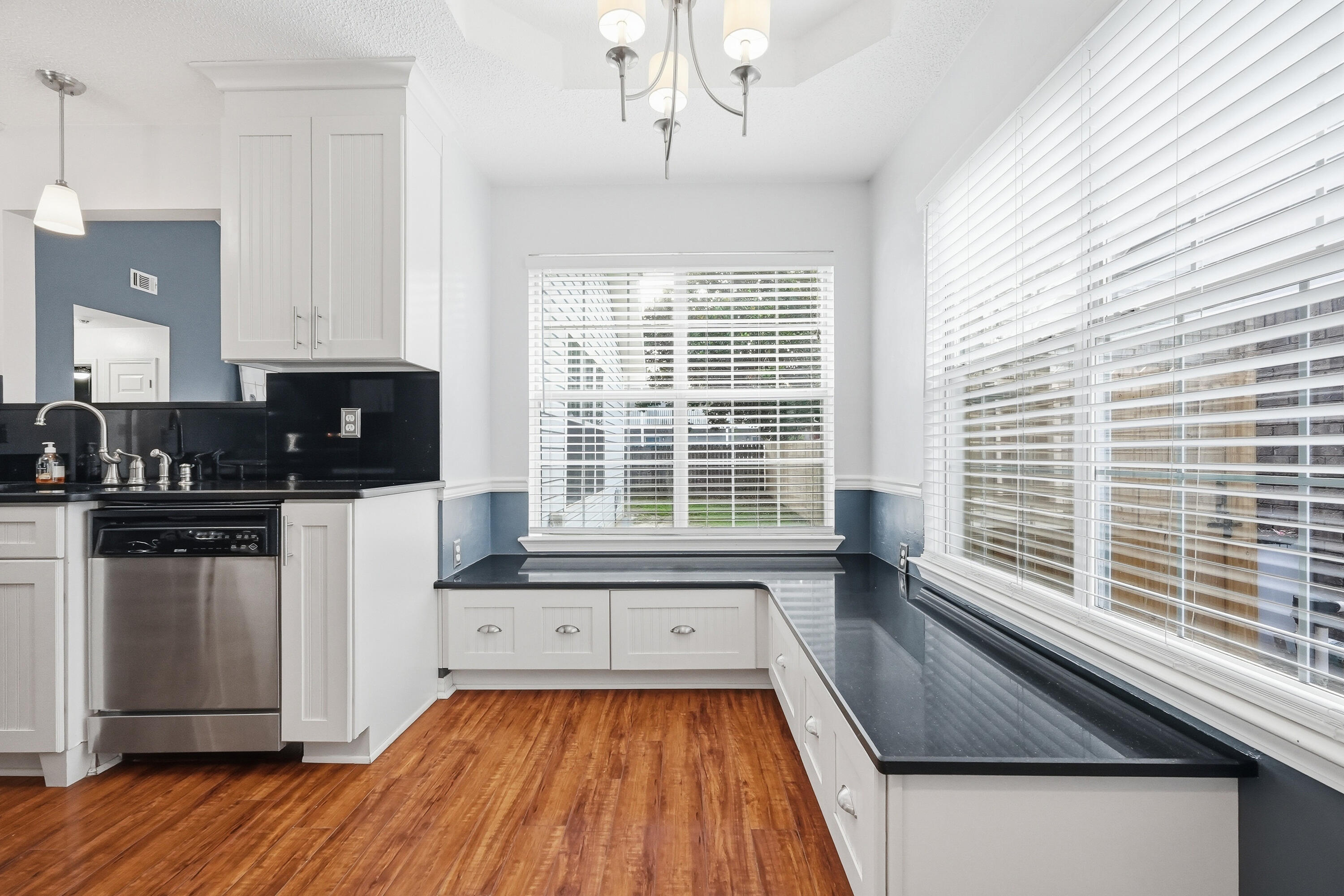 SANDY RIDGE ESTATES - Residential