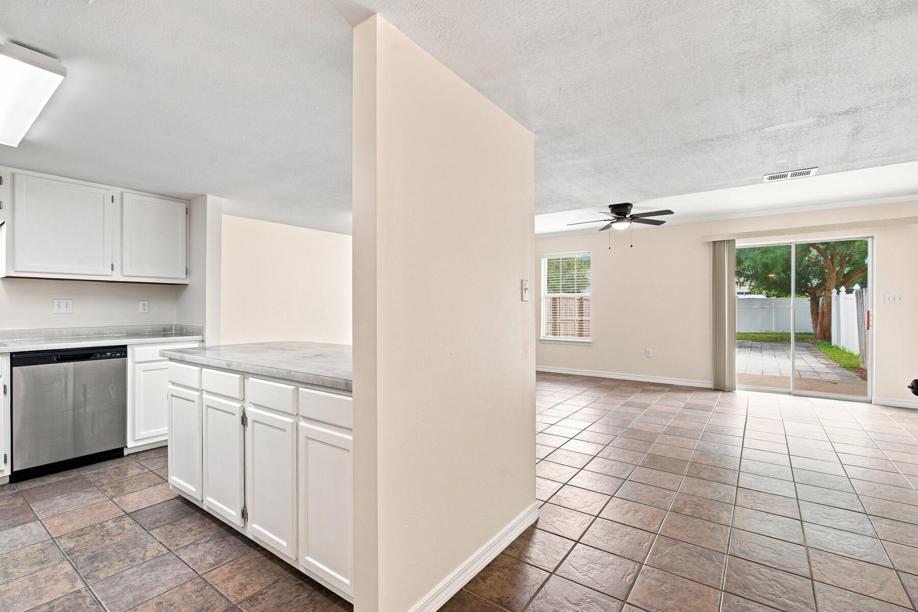 FOREST OAKS PH 1 - Residential