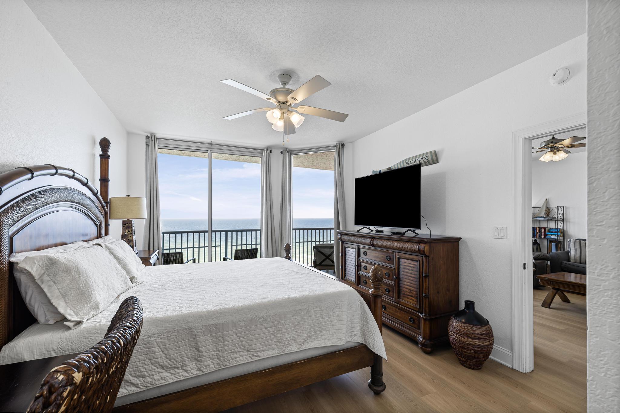 EMERALD DOLPHIN - Residential