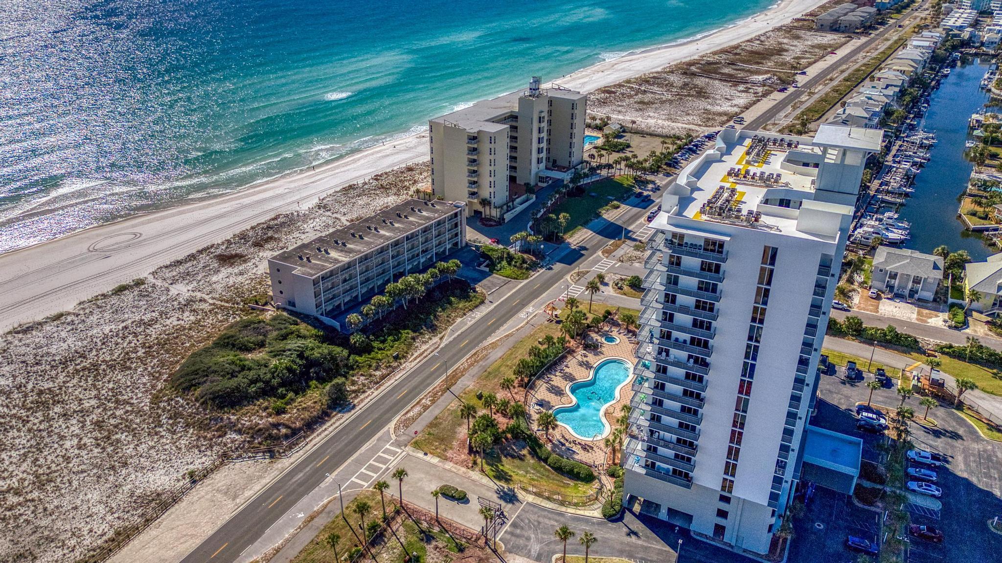 EMERALD DOLPHIN - Residential