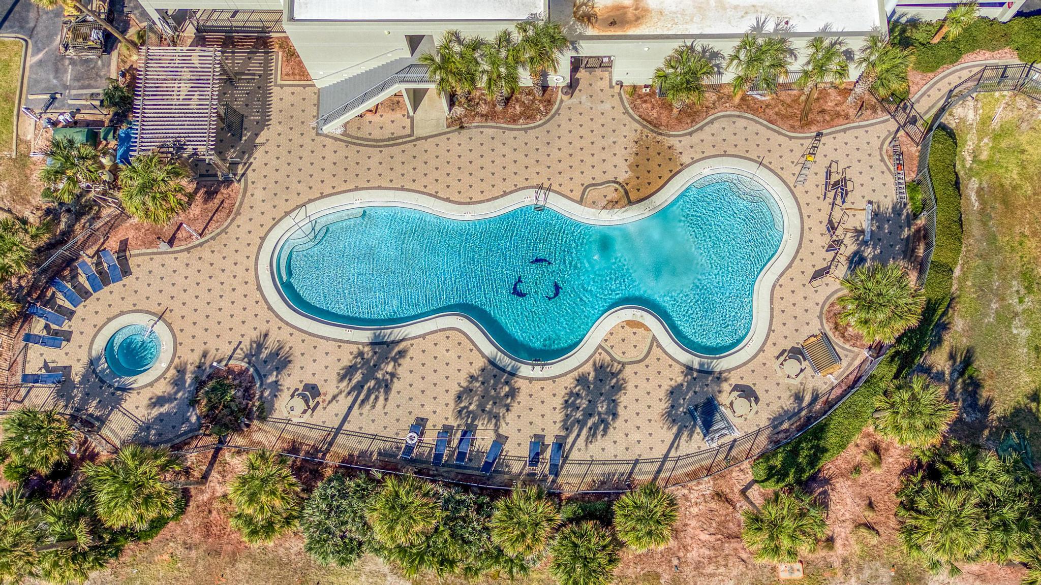 EMERALD DOLPHIN - Residential