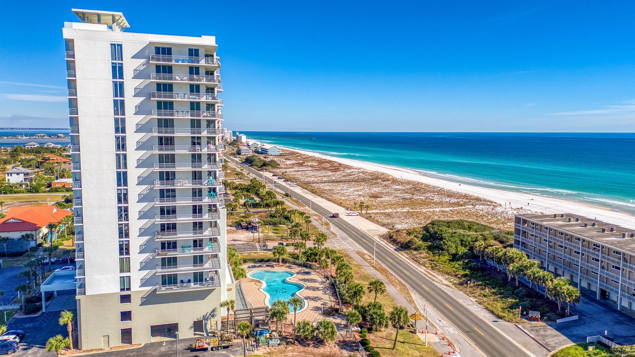 EMERALD DOLPHIN - Residential