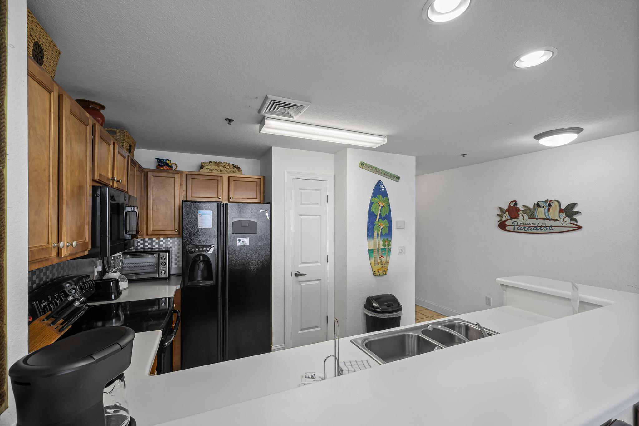 EMERALD DOLPHIN - Residential
