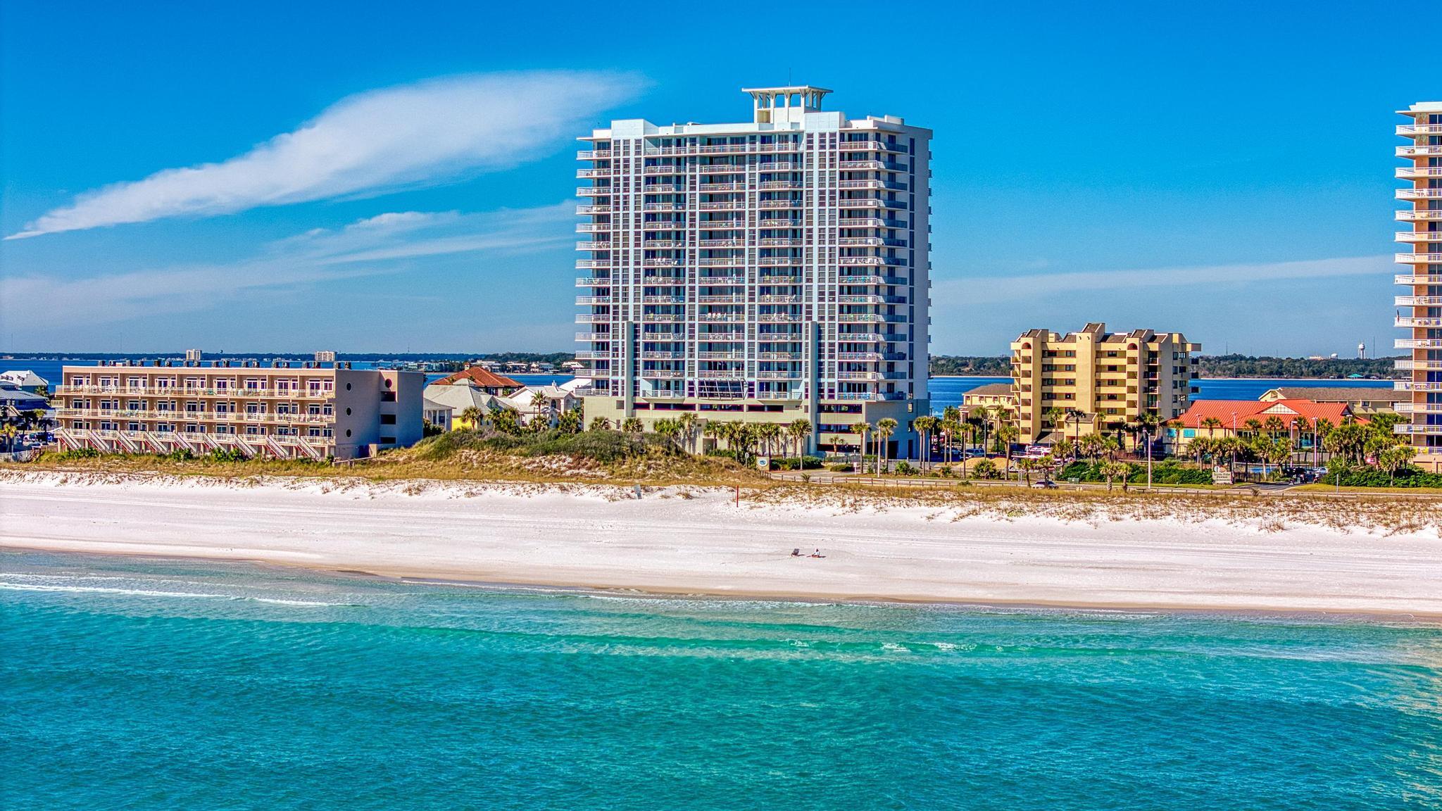 EMERALD DOLPHIN - Residential