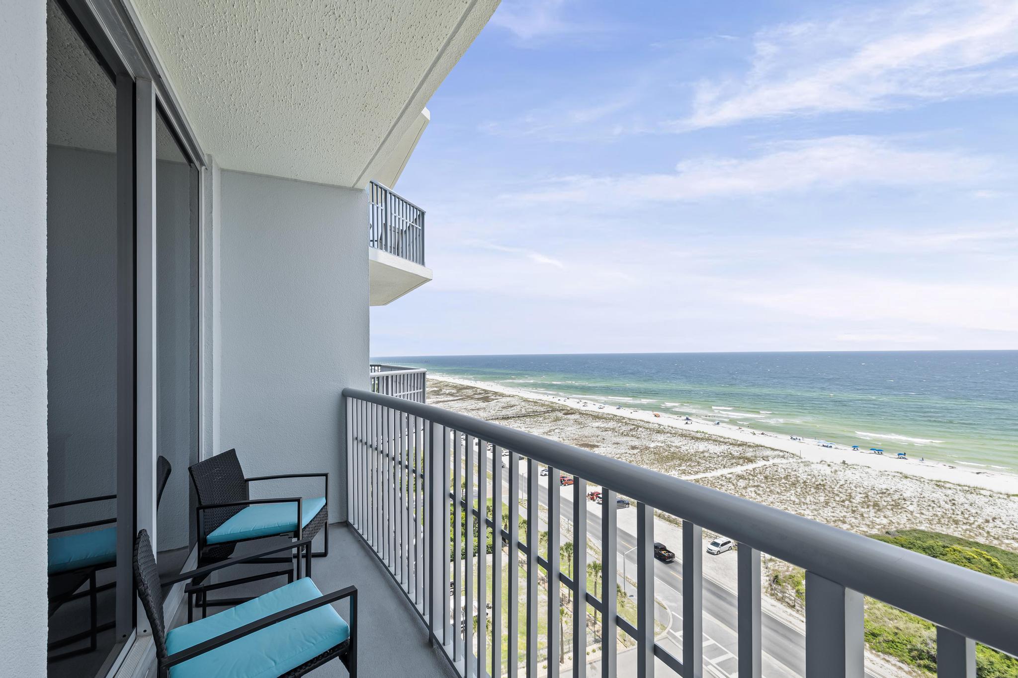 EMERALD DOLPHIN - Residential