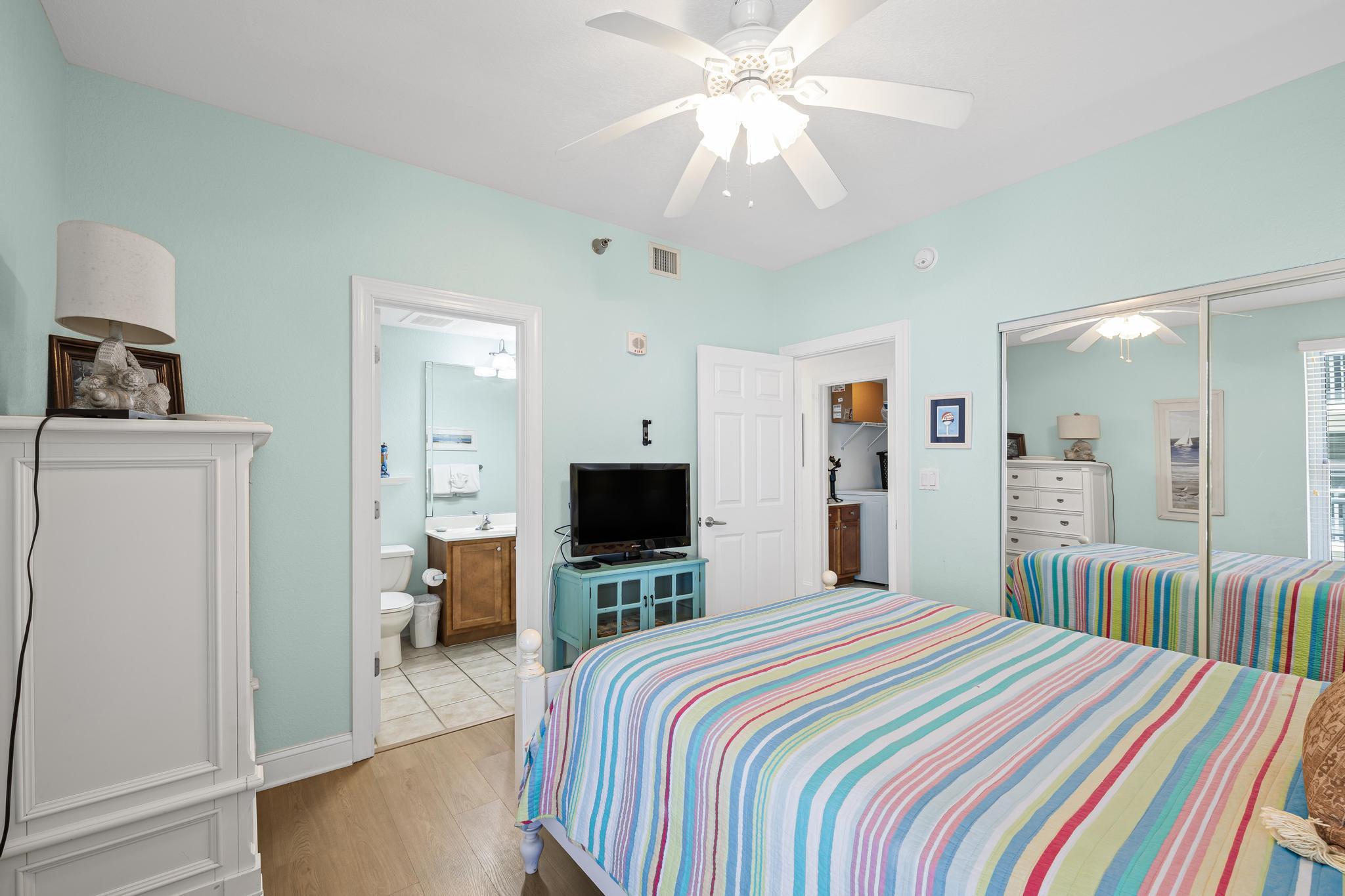 EMERALD DOLPHIN - Residential