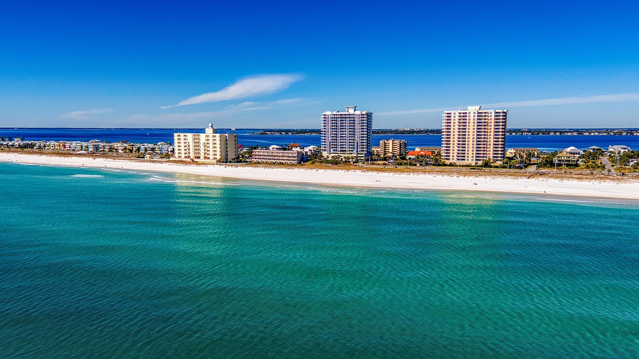 EMERALD DOLPHIN - Residential
