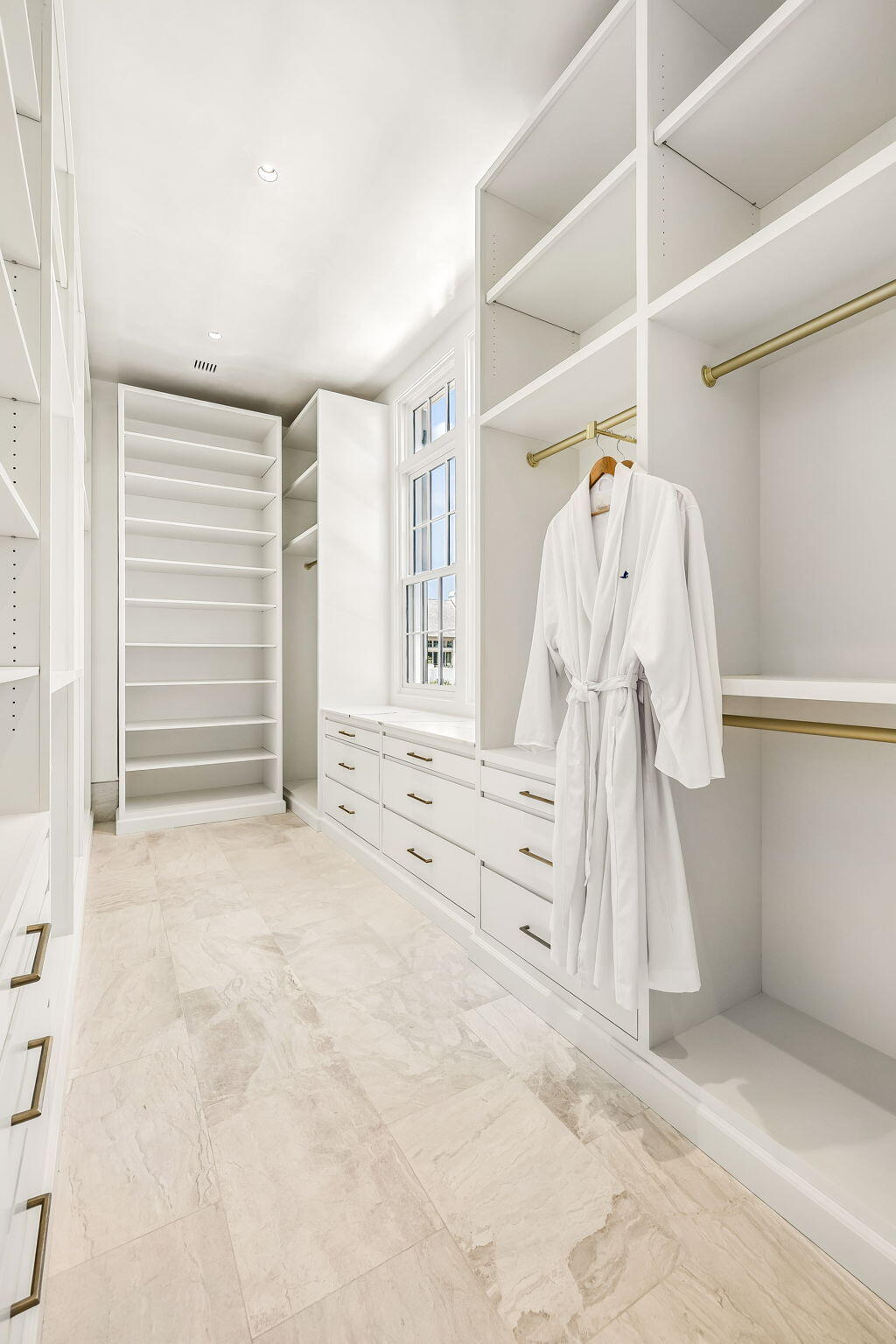 ALYS BEACH - Residential