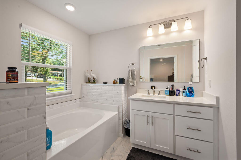 NICEVILLE - Residential