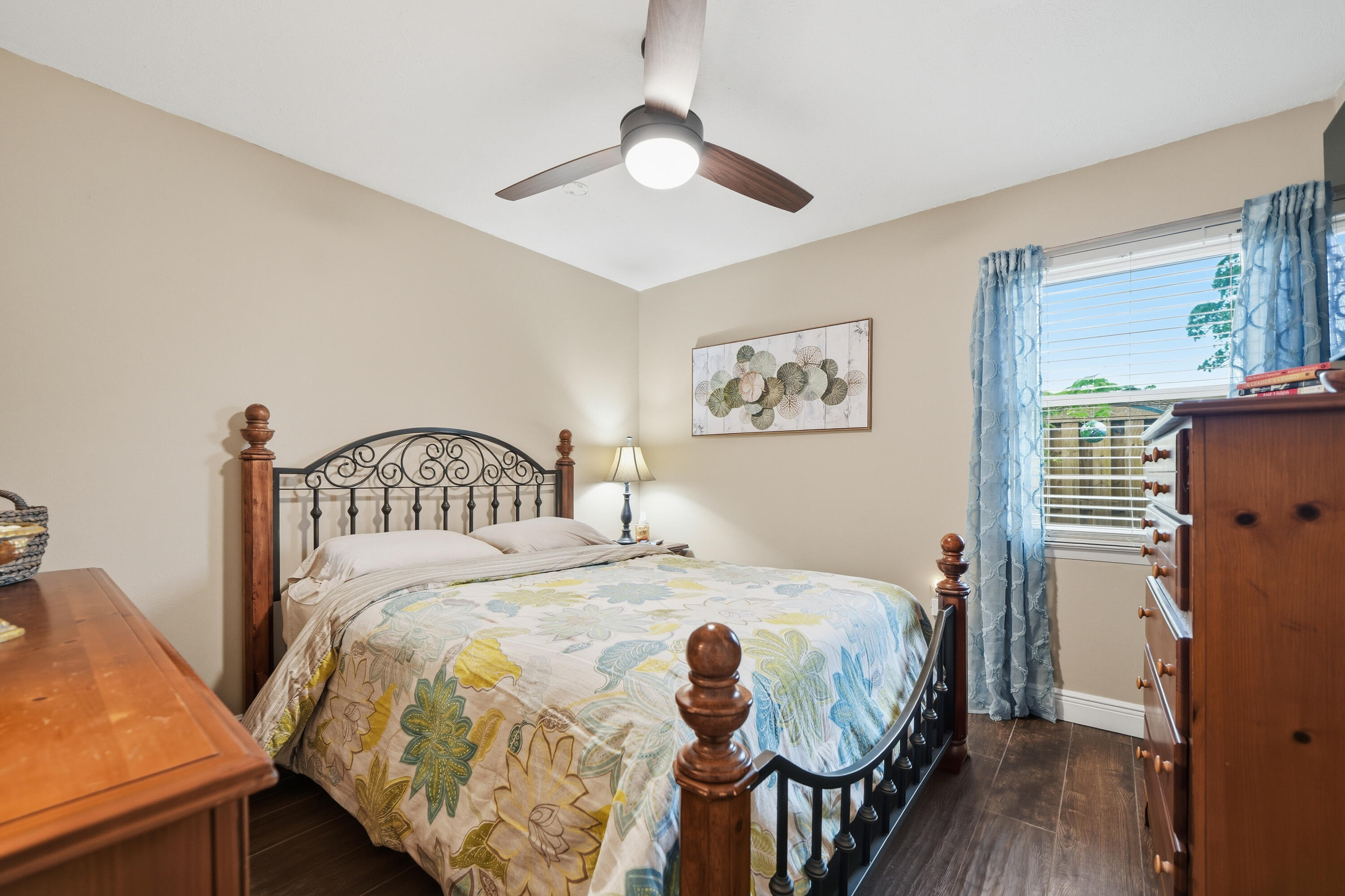 LAKE LORRAINE ESTATES 3 - Residential