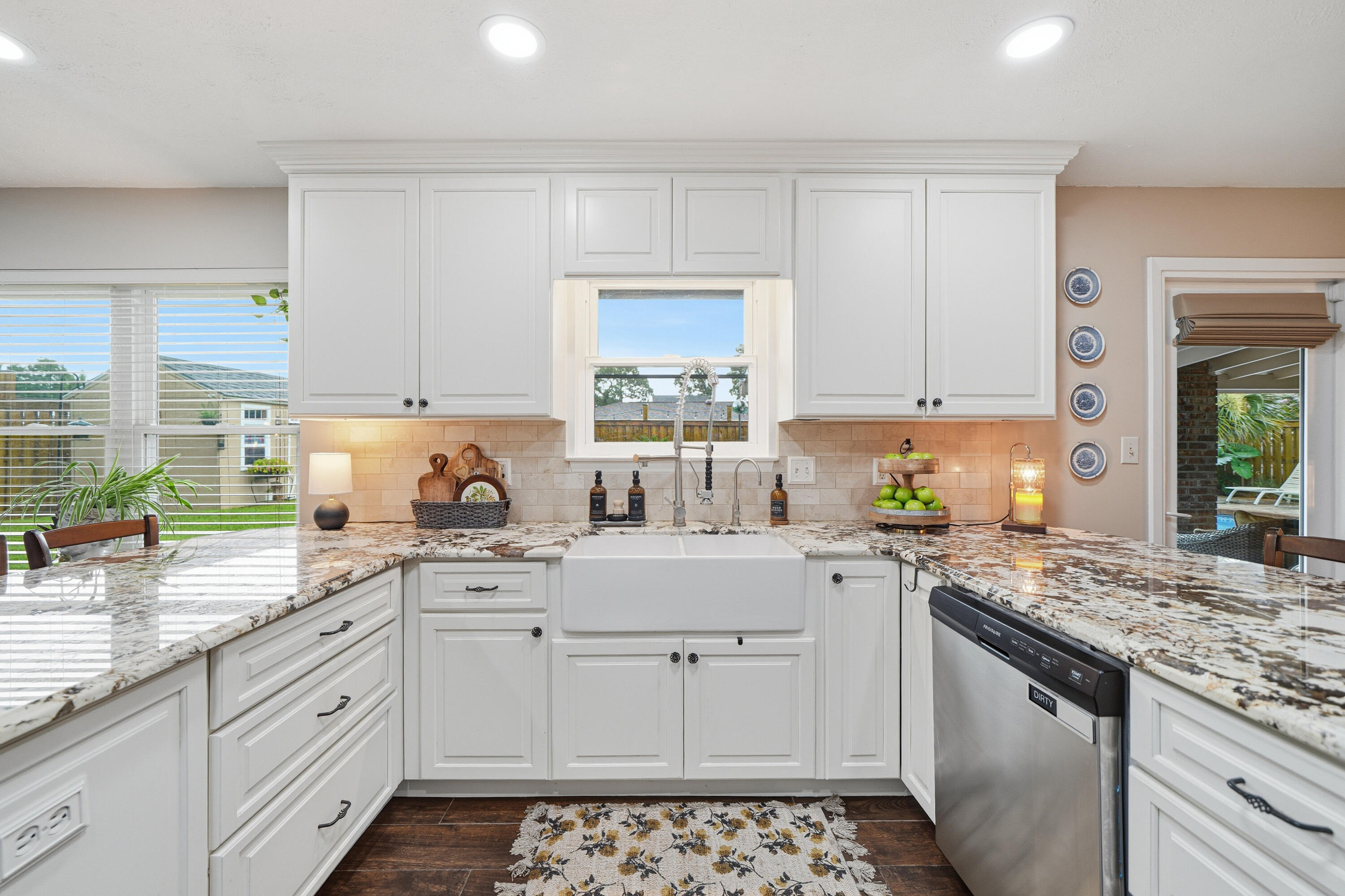 LAKE LORRAINE ESTATES 3 - Residential