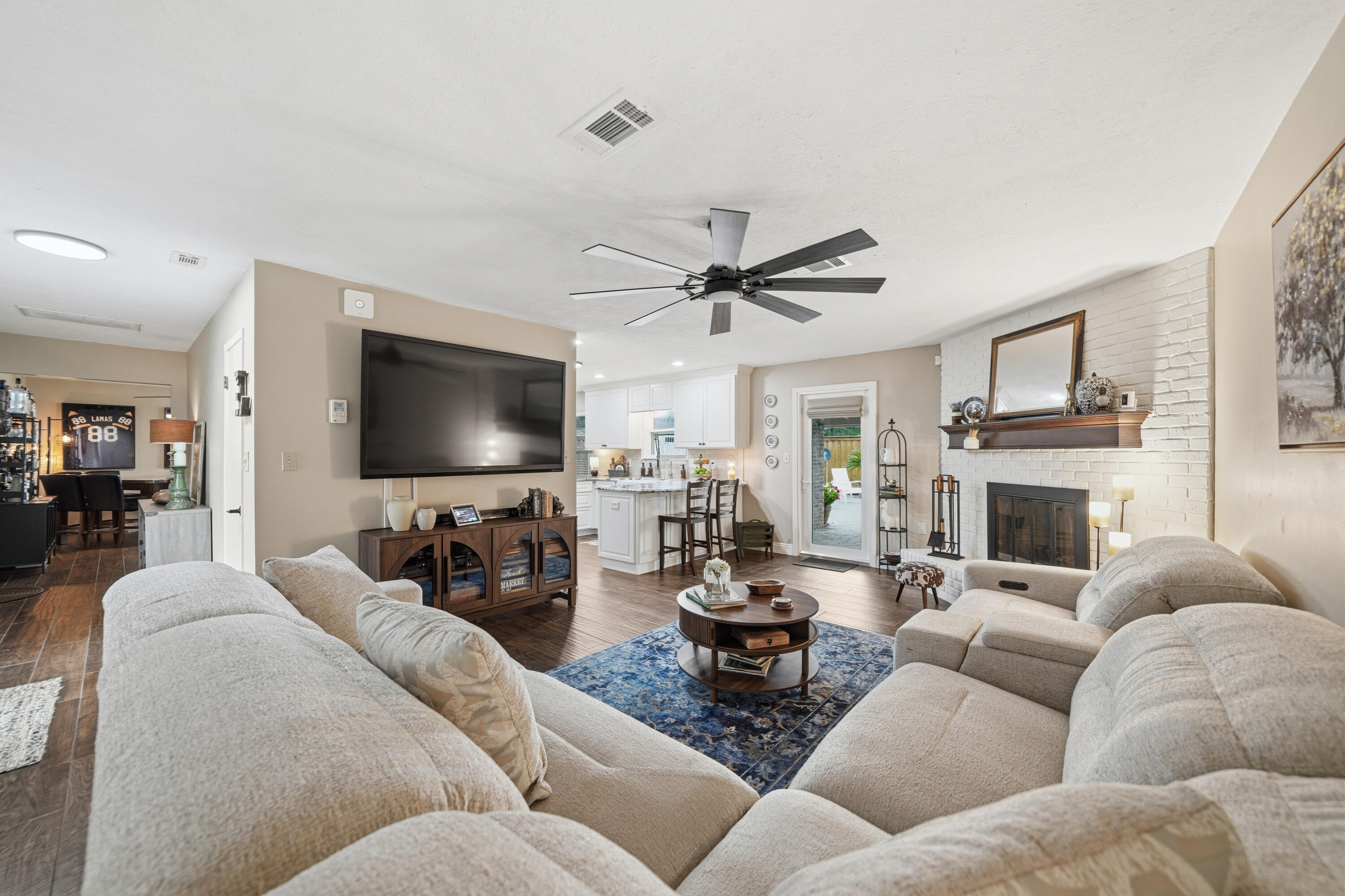 LAKE LORRAINE ESTATES 3 - Residential
