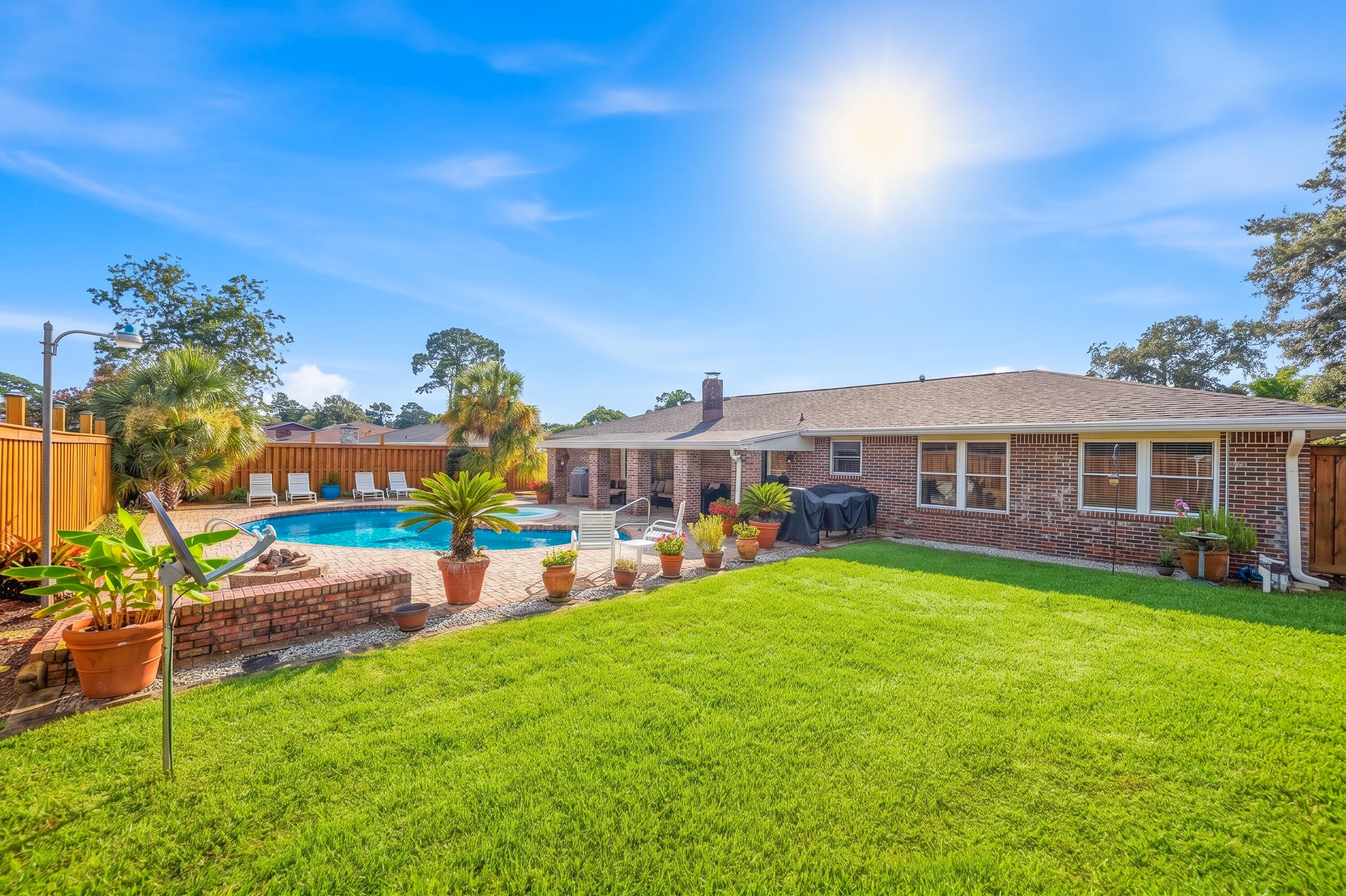 LAKE LORRAINE ESTATES 3 - Residential