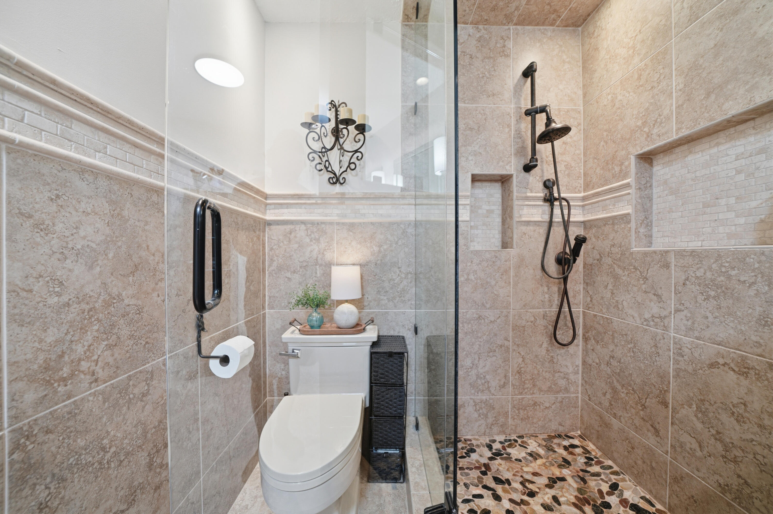 LAKE LORRAINE ESTATES 3 - Residential