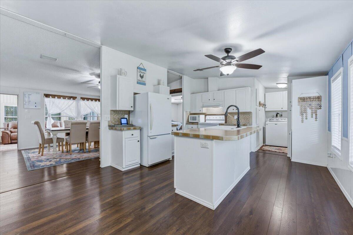 NO RECORDED SUBDIVISION - Residential