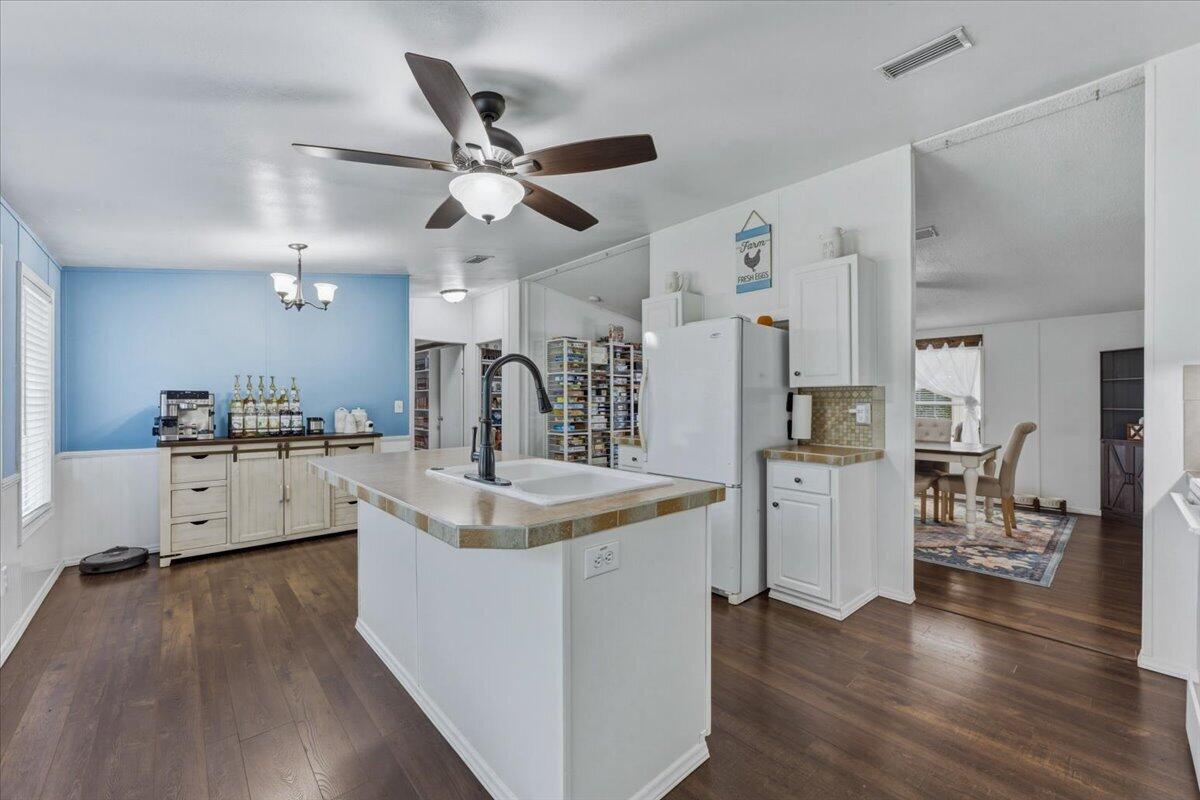 NO RECORDED SUBDIVISION - Residential