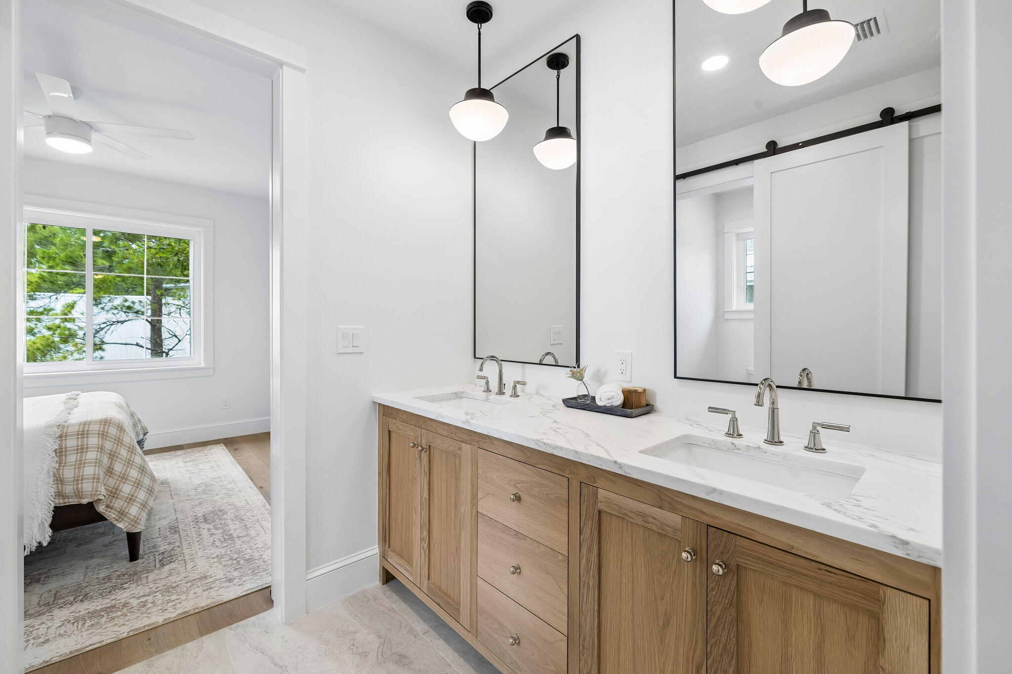 MAGNOLIA BEACH - Residential