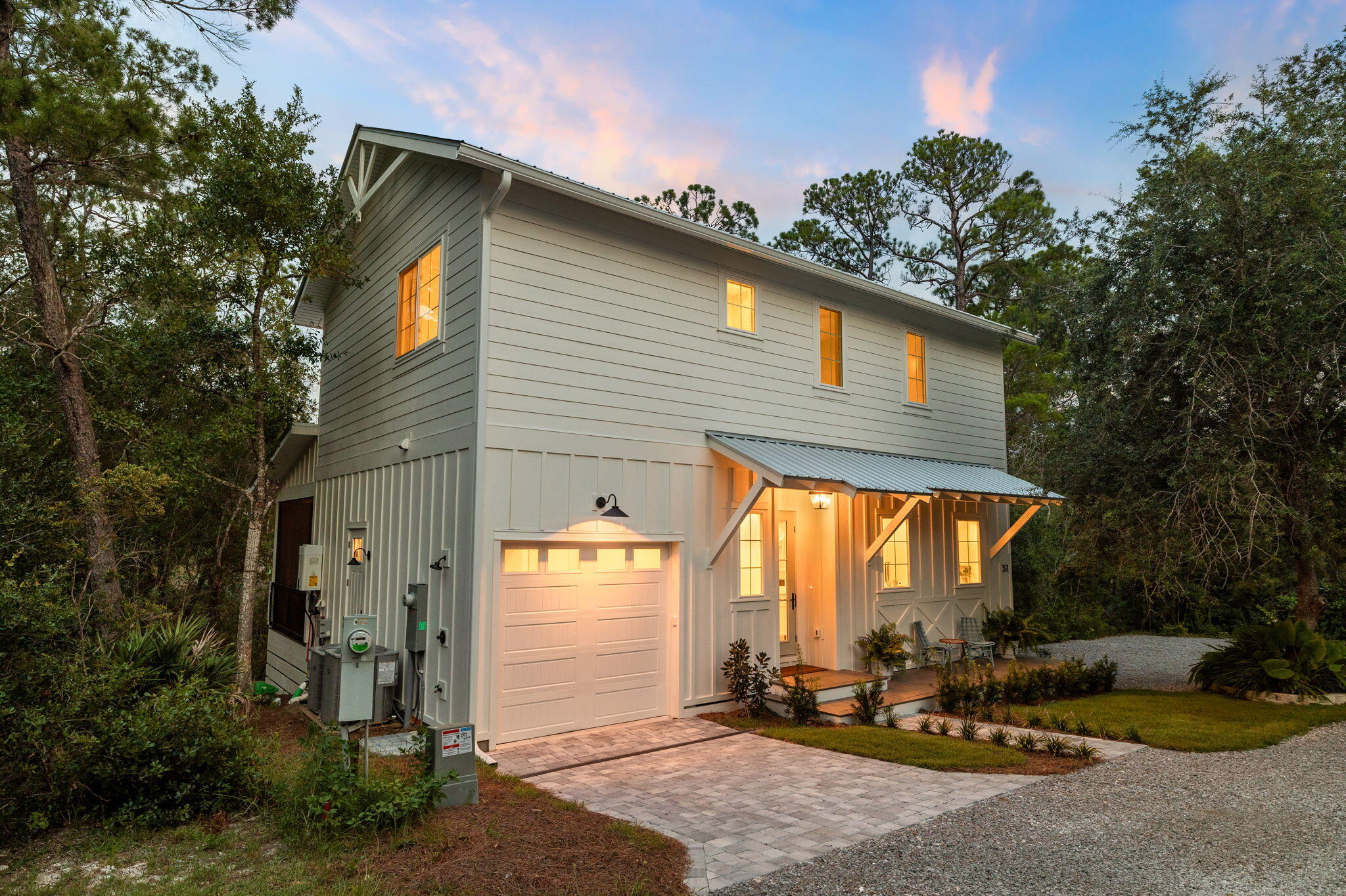 MAGNOLIA BEACH - Residential