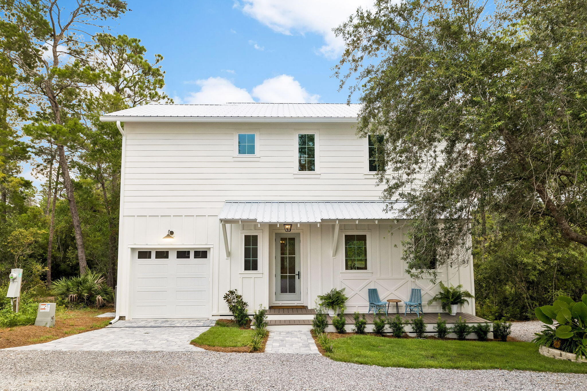 MAGNOLIA BEACH - Residential