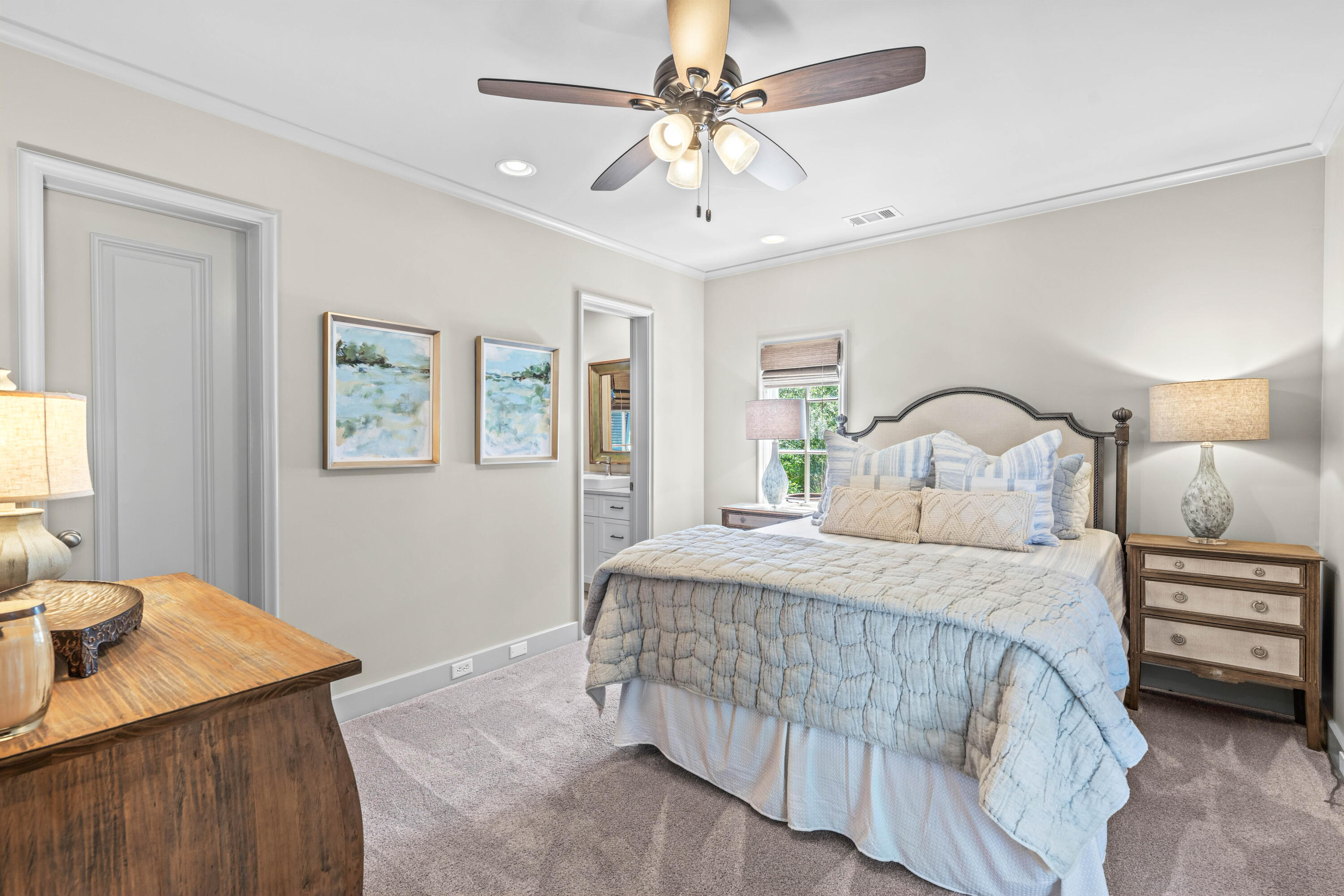RETREAT THE - Residential