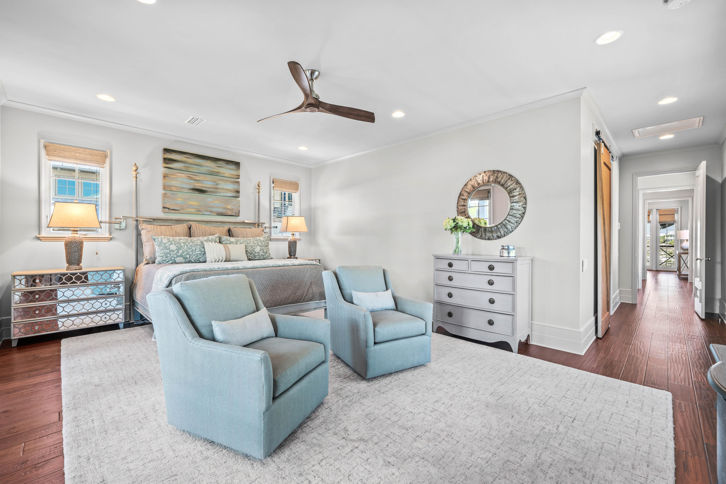 RETREAT THE - Residential